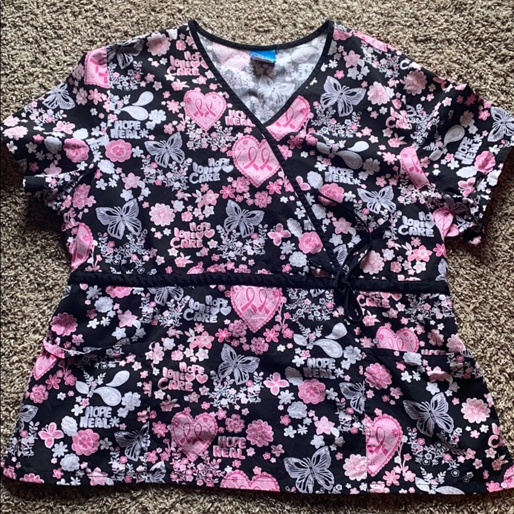 Women’s breast cancer scrub top
